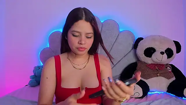 EmmaClarck online show from 02/19/25, 11:46