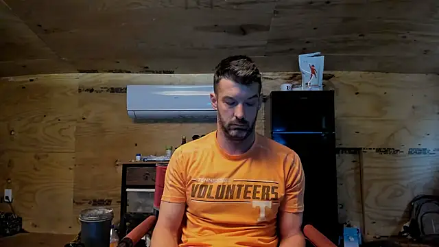 Kenny Kyle online show from 10/26/25, 01:39