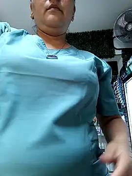 Snapshot of Gatubela212 chatting on 04/05/26, 10:07 Gatubela212 online show from 04/05/26, 10:07