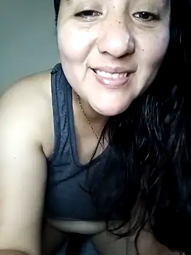 Snapshot of Gatubela212 chatting on 04/29/26, 02:59 Gatubela212 online show from 04/29/26, 02:59