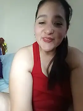 Snapshot of Gatubela212 chatting on 05/28/26, 02:42 Gatubela212 online show from 05/28/26, 02:42