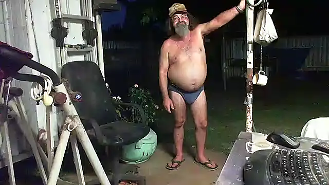 herbie010666 online show from 12/21/24, 09:44