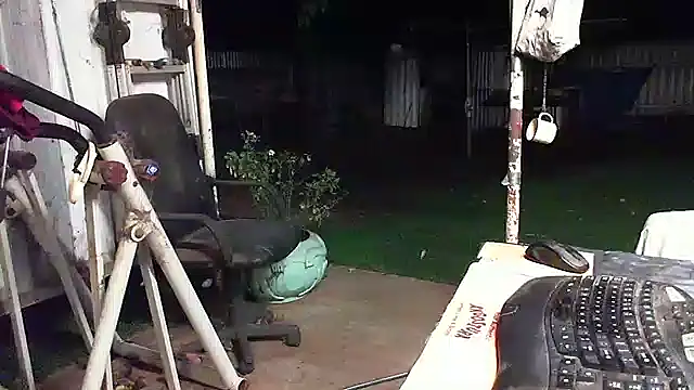 herbie010666 online show from 02/09/25, 12:19