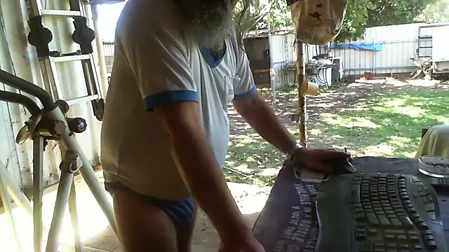 herbie010666 online show from 09/21/25, 03:30