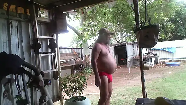 Snapshot of herbie010666 chatting on 11/24/25, 04:34 herbie010666 online show from 11/24/25, 04:34