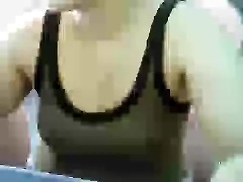 Snapshot of ashlylove25 chatting on 10/06/25, 04:43 ashlylove25 online show from 10/06/25, 04:43