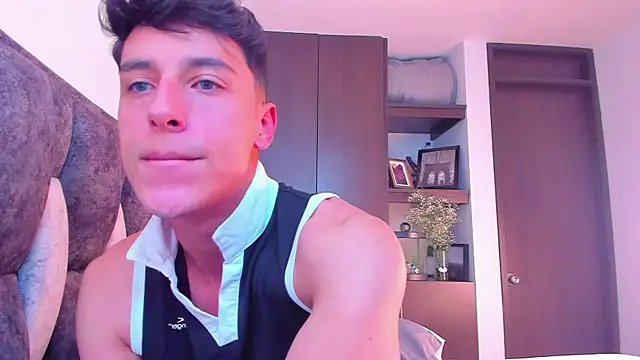 Snapshot of I_Gabriel chatting on 12/11/24, 06:31 I Gabriel online show from 12/11/24, 06:31