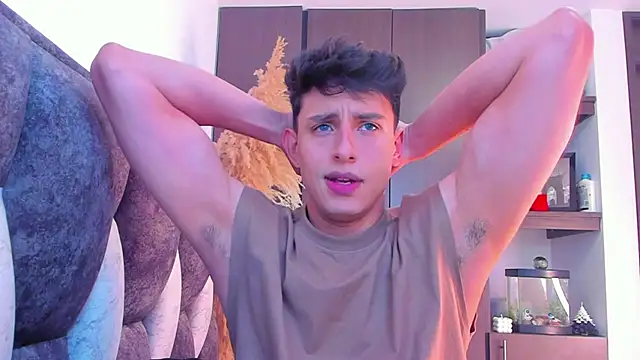 Snapshot of I_Gabriel chatting on 12/28/24, 08:58 I Gabriel online show from 12/28/24, 08:58