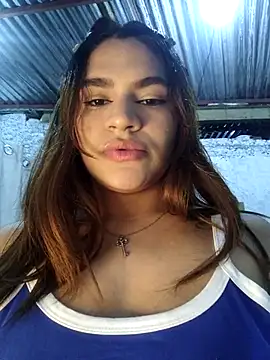 Snapshot of SexyFriends_ chatting on 01/17/26, 01:43 SexyFriends online show from 01/17/26, 01:43