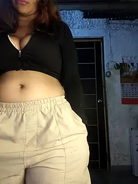 Snapshot of SexyFriends_ chatting on 04/04/26, 01:48 SexyFriends online show from 04/04/26, 01:48