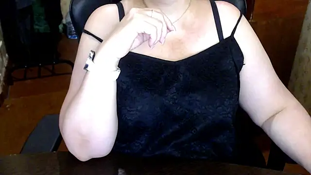 Snapshot of AlisaHot55 chatting on 07/14/26, 10:54 AlisaHot55 online show from 07/14/26, 10:54