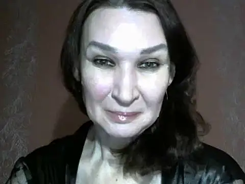 PrettyAndWild online show from 12/29/24, 04:40