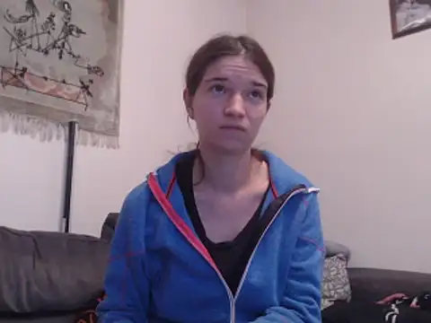 Geile-Luna online show from 10/21/25, 05:02