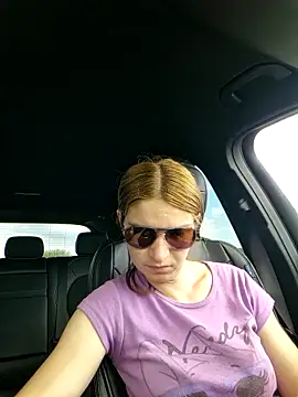 Geile-Luna online show from 04/17/26, 01:47
