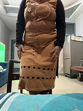 Snapshot of Preet_Kaur_69 chatting on 12/05/24, 04:01 Preet Kaur 69 online show from 12/05/24, 04:01