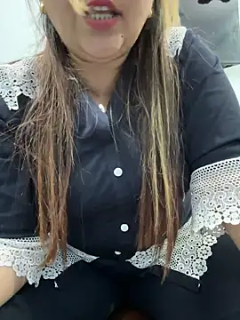 Snapshot of Preet_Kaur_69 chatting on 02/11/25, 10:26 Preet Kaur 69 online show from 02/11/25, 10:26