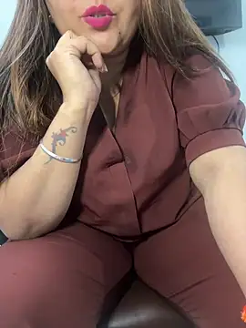 Snapshot of Preet_Kaur_69 chatting on 02/21/25, 05:53 Preet Kaur 69 online show from 02/21/25, 05:53