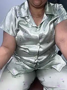 Snapshot of Preet_Kaur_69 chatting on 03/02/25, 05:58 Preet Kaur 69 online show from 03/02/25, 05:58