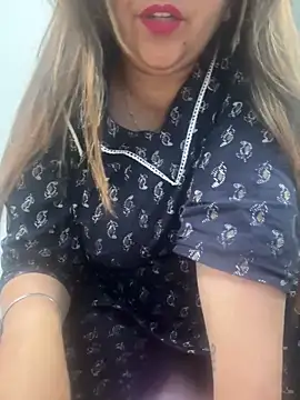 Snapshot of Preet_Kaur_69 chatting on 03/05/25, 06:56 Preet Kaur 69 online show from 03/05/25, 06:56