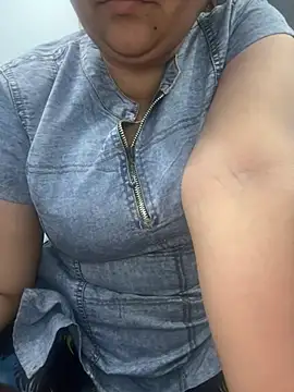 Snapshot of Preet_Kaur_69 chatting on 03/16/25, 06:23 Preet Kaur 69 online show from 03/16/25, 06:23