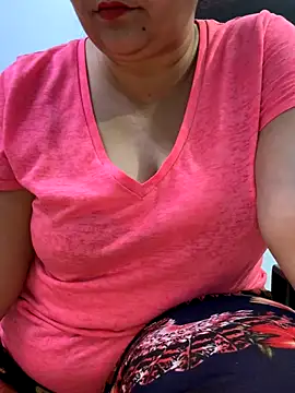 Snapshot of Preet_Kaur_69 chatting on 10/16/25, 05:25 Preet Kaur 69 online show from 10/16/25, 05:25