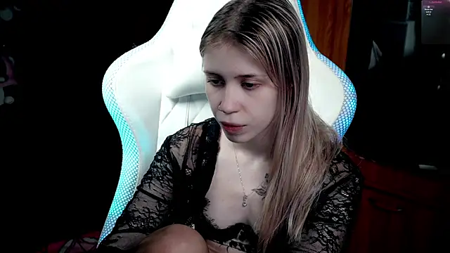 ho1yho1e online show from 11/29/25, 06:44