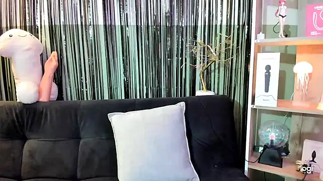 lilly sweett online show from 03/14/26, 11:54