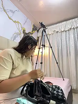 Lia sexx online show from 03/03/26, 12:00