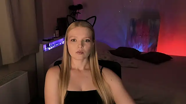 Snapshot of Ssweet_annie chatting on 05/27/26, 06:49 Ssweet annie online show from 05/27/26, 06:49