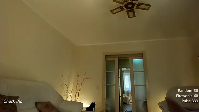 Butterfly-  online show from 03/17/25, 03:57