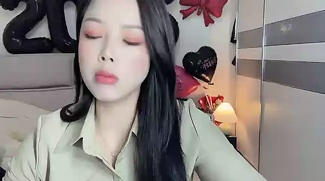 kk lele online show from 02/05/25, 07:18