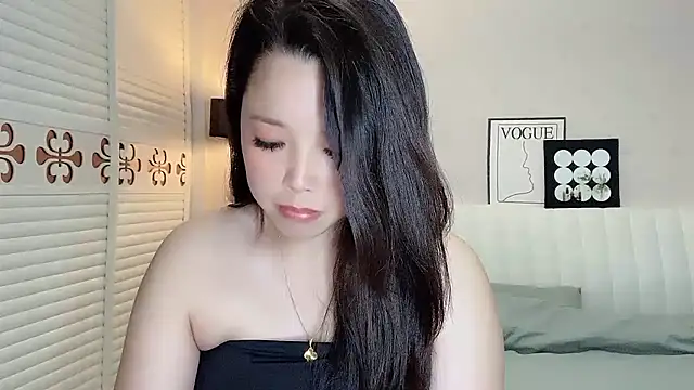 Snapshot of kk_lele chatting on 04/14/26, 02:12 kk lele online show from 04/14/26, 02:12