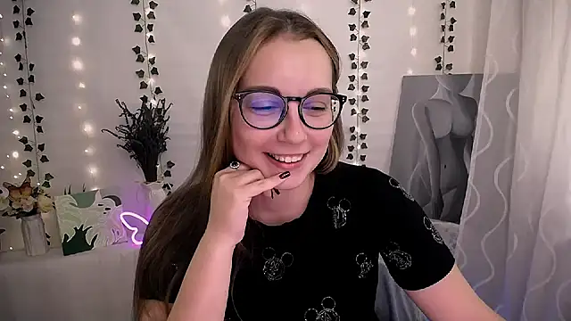 SweetPrincess  online show from 09/15/25, 05:40