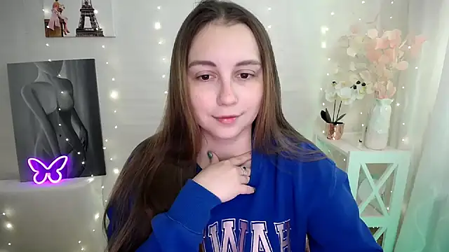 Snapshot of SweetPrincess_ chatting on 04/20/26, 05:32 SweetPrincess online show from 04/20/26, 05:32