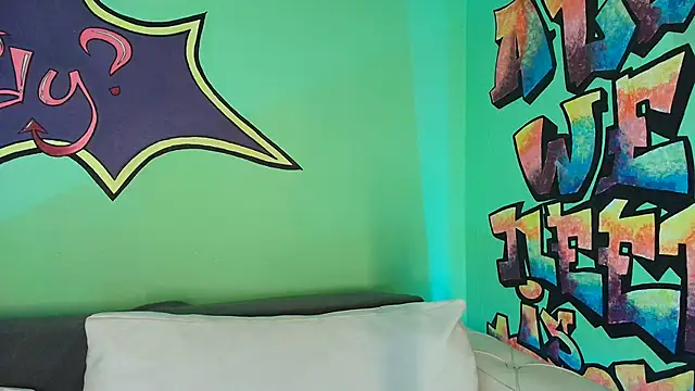 TamaraSavage online show from 11/25/25, 10:04