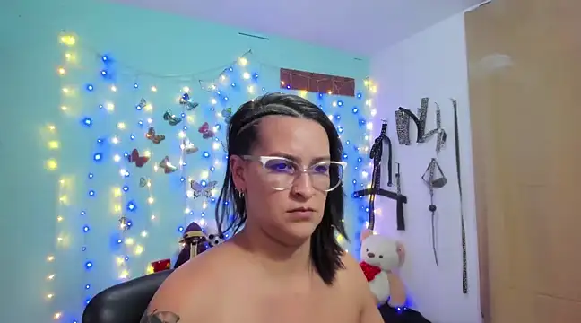 Britney taylor  online show from 12/06/24, 05:53