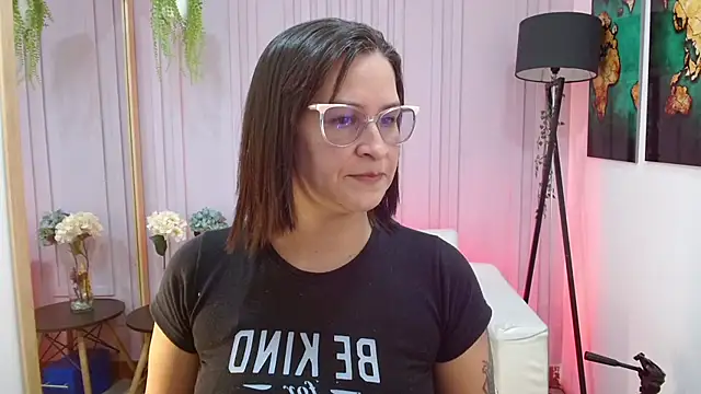 Britney taylor  online show from 01/16/25, 07:10