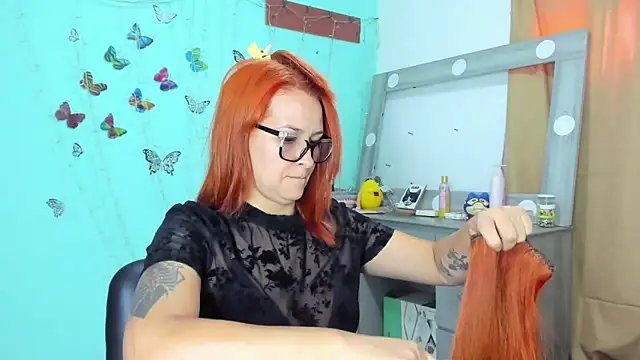 Britney taylor  online show from 09/19/25, 07:14