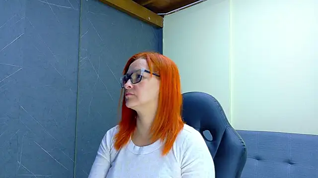 Snapshot of Britney_taylor_ chatting on 03/24/26, 08:47 Britney taylor online show from 03/24/26, 08:47