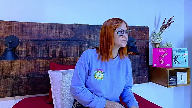 Snapshot of Britney_taylor_ chatting on 03/27/26, 07:46 Britney taylor online show from 03/27/26, 07:46