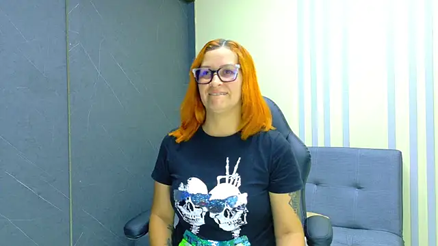 Snapshot of Britney_taylor_ chatting on 04/24/26, 08:22 Britney taylor online show from 04/24/26, 08:22