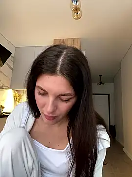 little belucci online show from 01/12/26, 02:11