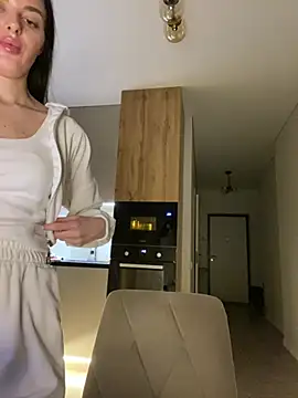 little belucci online show from 01/13/26, 03:17