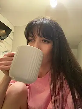 little belucci online show from 03/04/26, 04:57