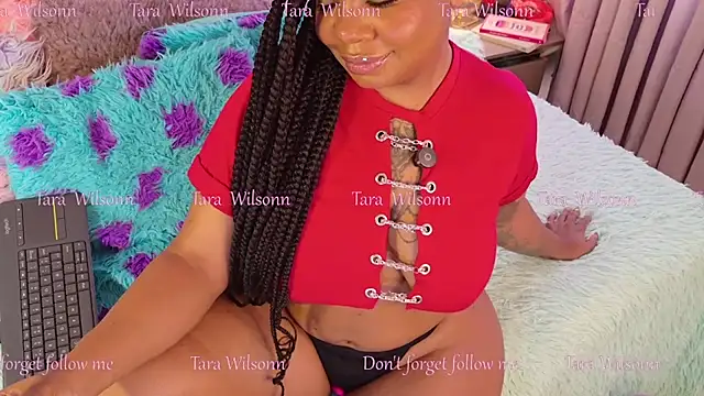 Snapshot of tarawilsonn chatting on 04/10/26, 03:28 tarawilsonn online show from 04/10/26, 03:28