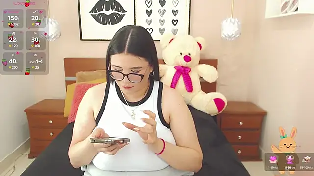 miss linda  online show from 02/17/25, 05:10