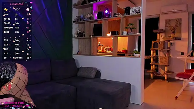 Snapshot of _alleyesonme_ chatting on 02/01/25, 01:30 alleyesonme online show from 02/01/25, 01:30