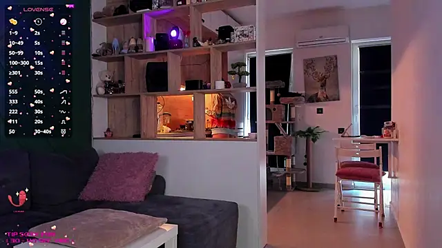 Snapshot of _alleyesonme_ chatting on 02/12/25, 12:33 alleyesonme online show from 02/12/25, 12:33