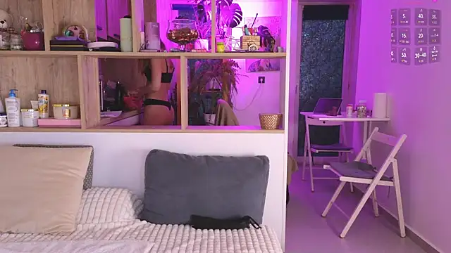 Snapshot of _alleyesonme_ chatting on 02/13/26, 04:03 alleyesonme online show from 02/13/26, 04:03