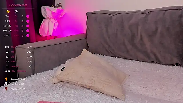 Snapshot of Elissluvv chatting on 04/18/26, 07:07 Elissluvv online show from 04/18/26, 07:07